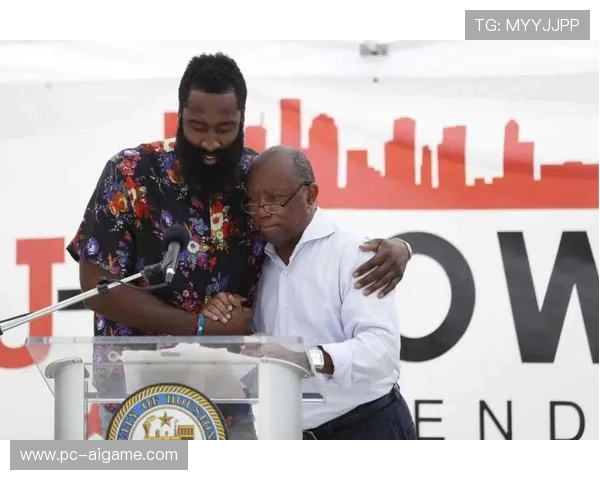 英超球星参与慈善活动,探望医院病童并捐赠物资 英超球星参与慈善活动,探望医院病童并捐赠物资