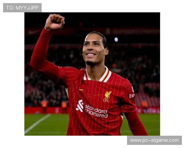 队长范戴克场边指导年轻后卫，领导力展现